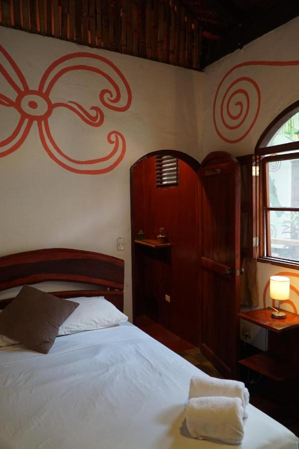 Cueva Nica Hotell Granada Eksteriør bilde